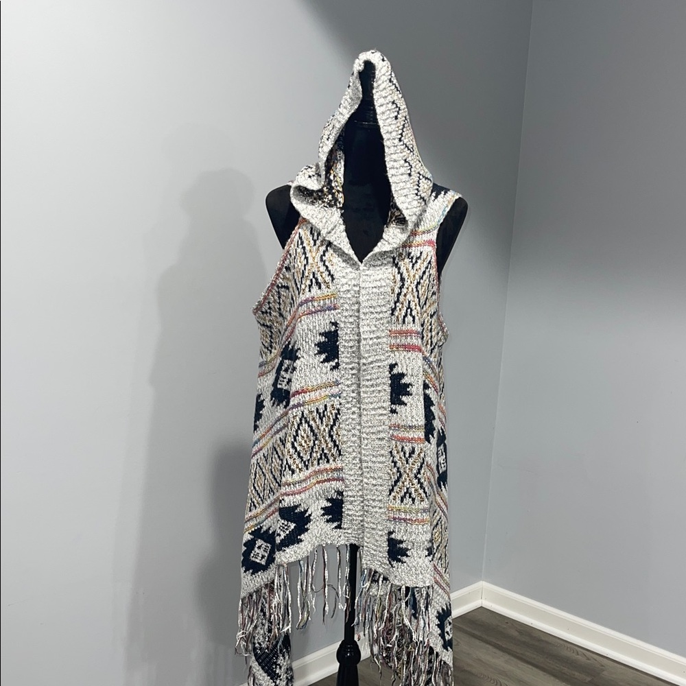 Kaktus open-front hooded cardigan vest Aztec geometric pattern fringe size L/XL